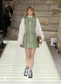 Look 25