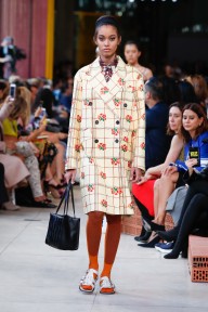 Look 44