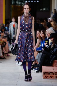 Look 40