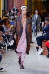 Look 32