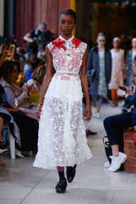 Look 14