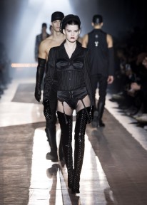 Look 3