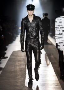 Look 17
