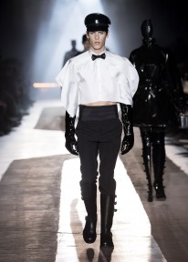 Look 19