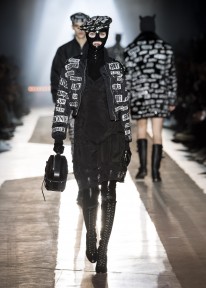 Look 23