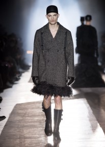 Look 28