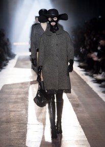 Look 29