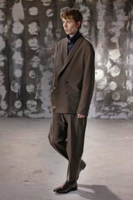 Look 17