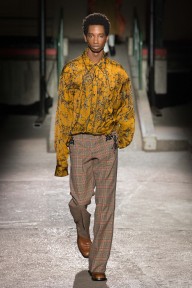 Look 14