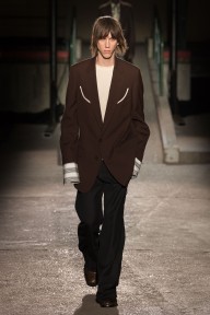 Look 24