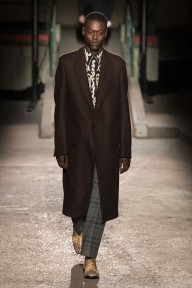 Look 25