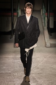 Look 26