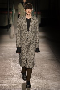 Look 28