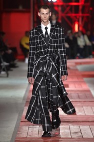 Look 4