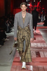 Look 13