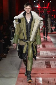 Look 23