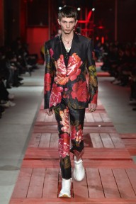 Look 29