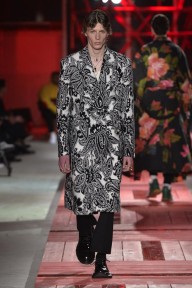 Look 32