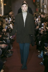 Look 3