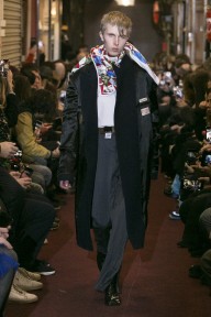 Look 8