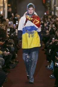 Look 11