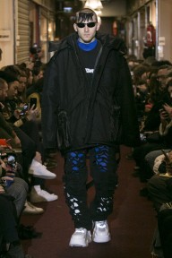 Look 38