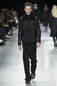 Look 11