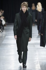 Look 12