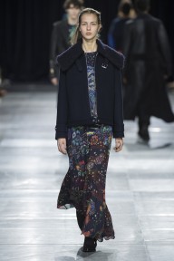 Look 25