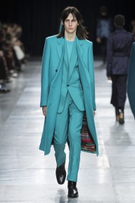 Look 37