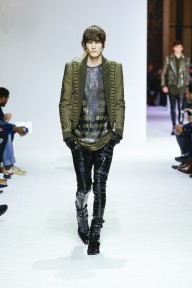 Look 1