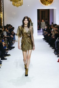 Look 10