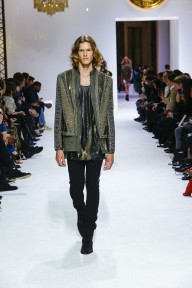Look 11