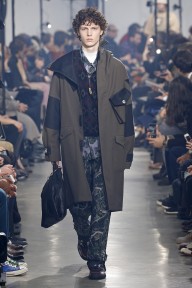 Look 17
