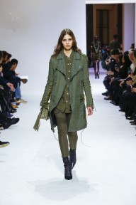 Look 17