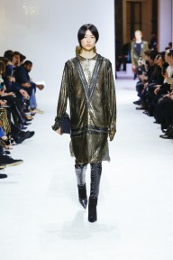 Look 18