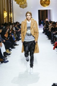 Look 37