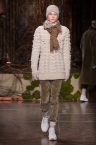 Look 3