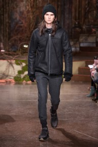 Look 10