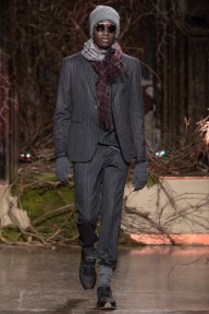Look 32