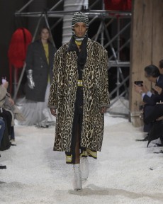 Look 5