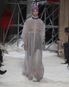 Look 29