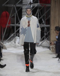 Look 32