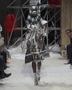 Look 50