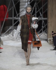 Look 61
