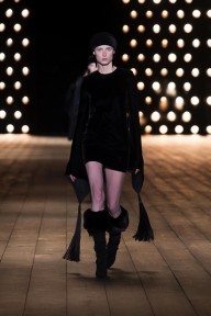 Look 80