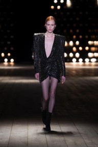 Look 70