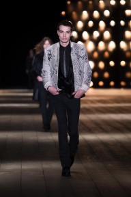Look 44