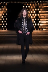 Look 43