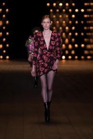 Look 28
